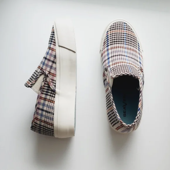 EUC Seavees Baja Slip On Platform Sneaker Plaid Flannel Womens 6 - Picture 10 of 10